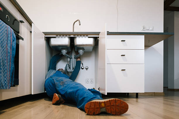 Professional Pipe Repair technician working in Higden, AR